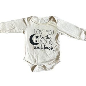 WHITE “LOVE YOU TO THE MOON AND BACK” LONG SLEEVE BABY ONESIE